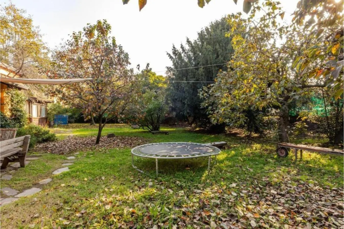 Tiny House On Water Surrounded By Greenery Milan Italy